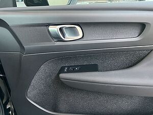 Volvo  Momentum Core