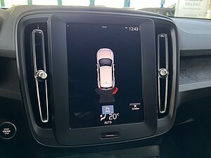 Volvo  Momentum Core
