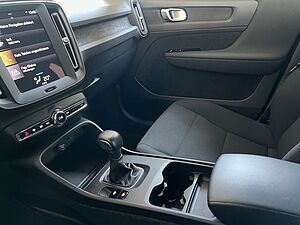 Volvo  Momentum Core