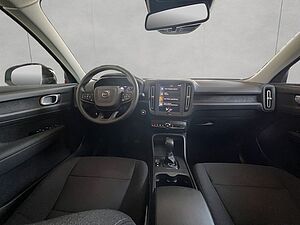 Volvo  Momentum Core