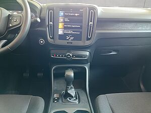 Volvo  Momentum Core