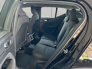 Volvo  Momentum Core