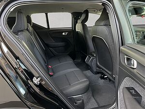 Volvo  Momentum Core