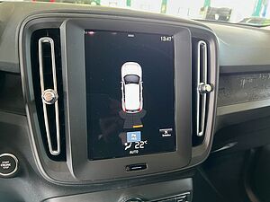 Volvo  Momentum Core