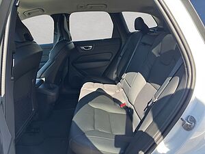 Volvo  Plus Dark
