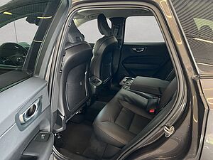 Volvo  Plus Dark