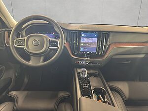 Volvo  Plus Dark