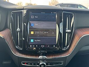 Volvo  Plus Dark