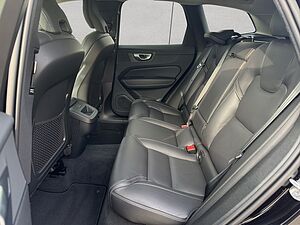 Volvo  Plus Dark