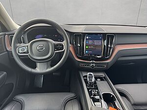Volvo  Plus Dark