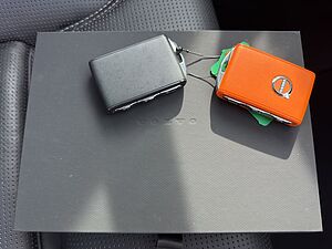 Volvo  Plus Dark