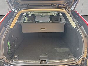 Volvo  Plus Dark