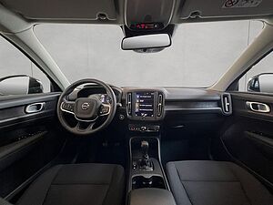 Volvo  Momentum Core