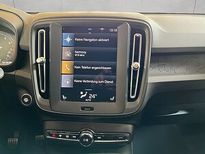 Volvo  Momentum Core