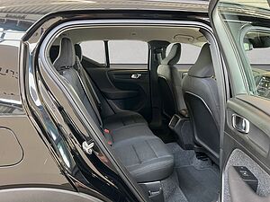 Volvo  Momentum Core