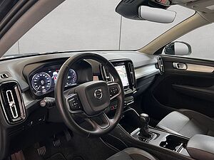 Volvo  Momentum Pro