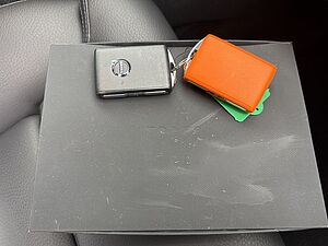 Volvo  Plus Bright