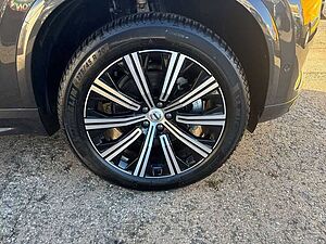 Volvo  Plus Bright