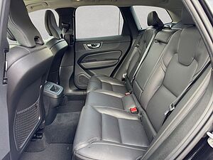 Volvo  Plus Dark
