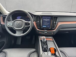 Volvo  Plus Dark