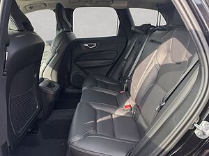 Volvo  Plus Dark
