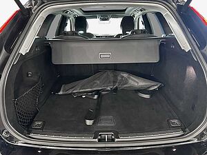 Volvo  Plus Dark