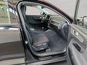 Volvo  Momentum Core