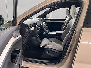 Volvo  (7-Sitzer)