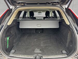 Volvo  Plus Dark