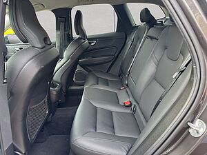 Volvo  Plus Dark