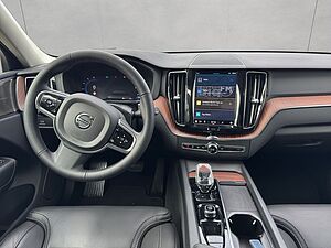 Volvo  Plus Dark