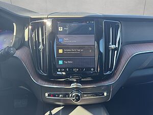 Volvo  Plus Dark