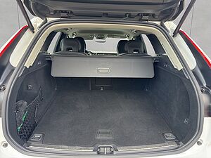 Volvo  Plus Dark
