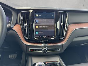 Volvo  Plus Dark