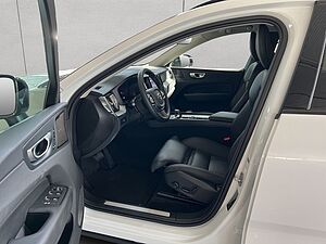 Volvo  Plus Dark