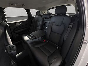 Volvo  Plus Dark