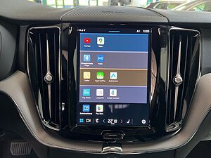 Volvo  Plus Dark