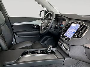 Volvo  Ultimate Dark