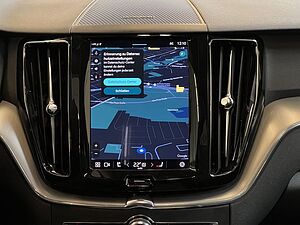 Volvo  Momentum Pro