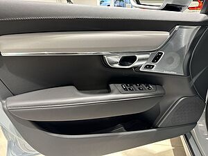 Volvo  Ultimate Bright