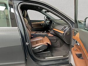 Volvo  Momentum Pro