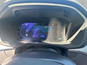 Volvo  Plus Dark