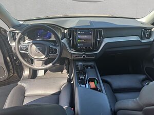 Volvo  Plus Dark