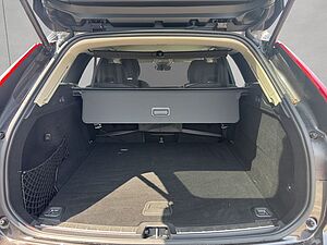 Volvo  Plus Dark