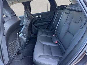 Volvo  Plus Dark