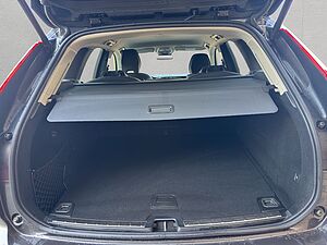 Volvo  Plus Dark