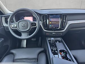 Volvo  Plus Dark
