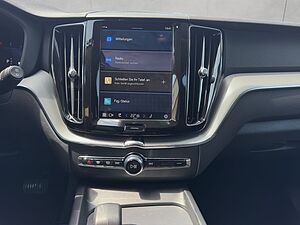 Volvo  Plus Dark