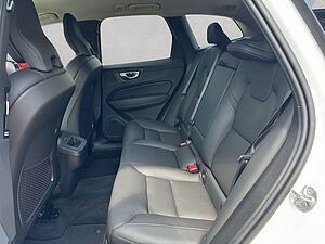 Volvo  Plus Dark
