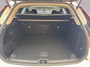 Volvo  Plus Dark